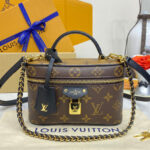 Louis Vuitton Vanity Chain Pouch M47125 Brown